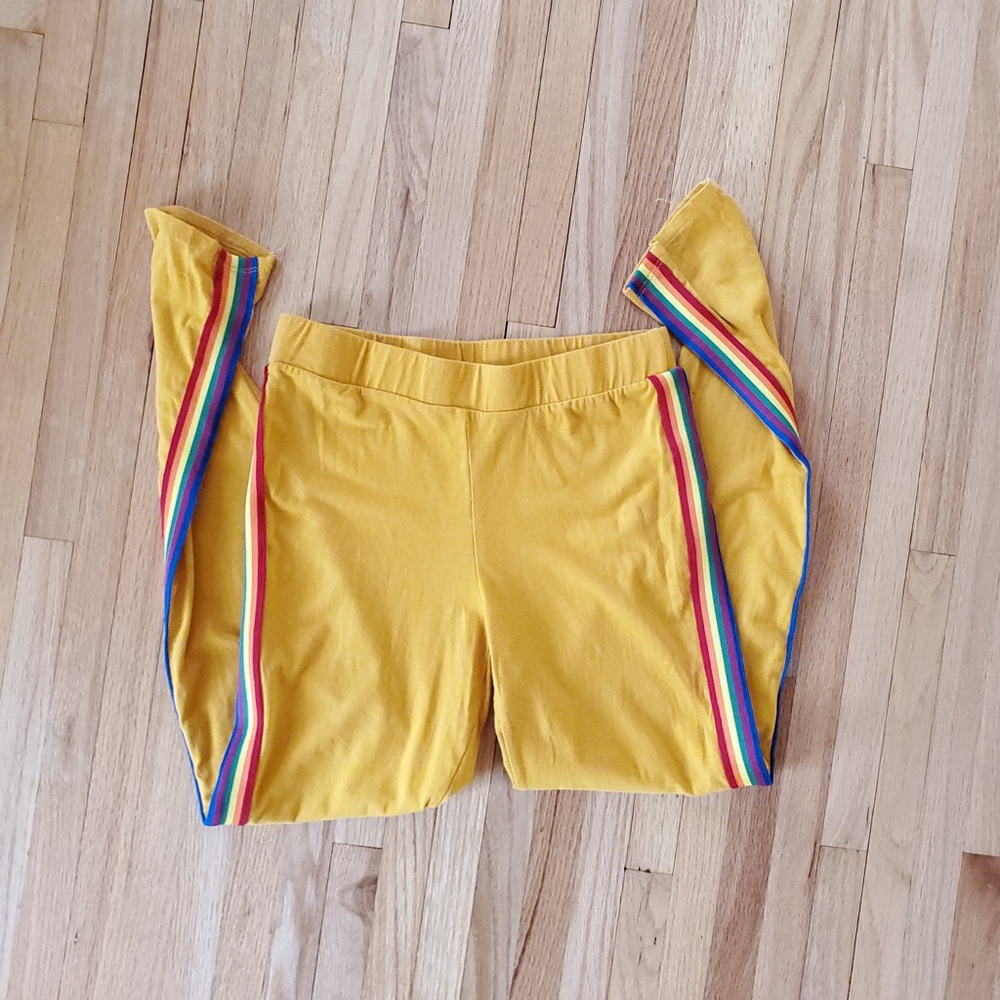 🚫 Donated 🚫 Stripe yellow pants : damage noted - Picture 2 of 9